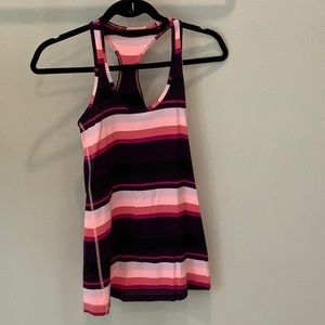 Lululemon women’s tank top